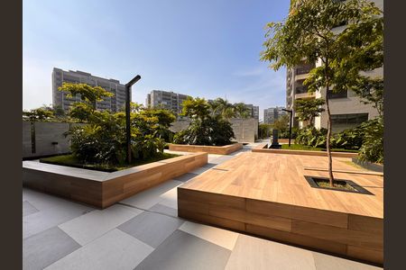 Apartamento à venda com 77m², 2 quartos e 1 vaga