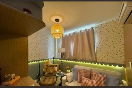 Apartamento à venda com 77m², 2 quartos e 1 vaga