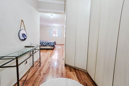 Casa à venda com 251m², 4 quartos e 2 vagas Casa à venda com 251m², 4 quartos e 2 vagasSuíte