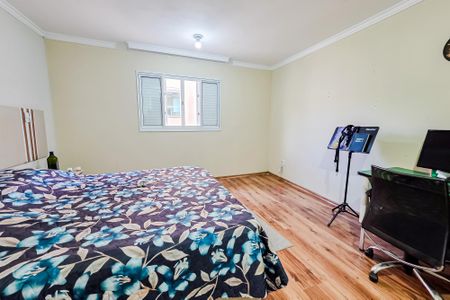 Casa à venda com 251m², 4 quartos e 2 vagas Casa à venda com 251m², 4 quartos e 2 vagasSuíte