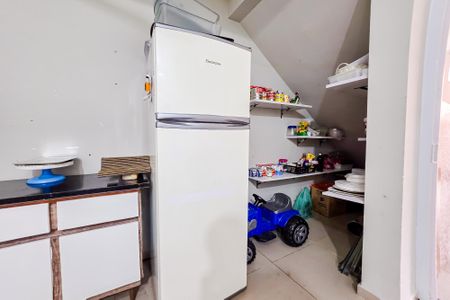 Casa à venda com 251m², 4 quartos e 2 vagas Casa à venda com 251m², 4 quartos e 2 vagasÁrea comum