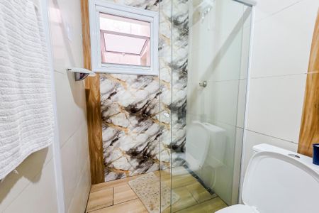 Casa à venda com 251m², 4 quartos e 2 vagas Casa à venda com 251m², 4 quartos e 2 vagasBanheiro da Suíte