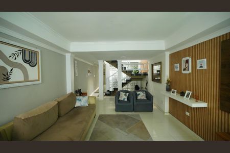 Sala de casa à venda com 3 quartos, 273m² em Santa Terezinha, Santo André