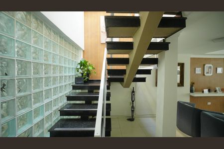 Sala de casa à venda com 3 quartos, 273m² em Santa Terezinha, Santo André
