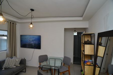 Sala de kitnet/studio para alugar com 1 quarto, 31m² em Barra da Tijuca, Rio de Janeiro