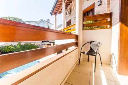 Casa de condomínio para alugar com 700m², 4 quartos e 7 vagasVaranda