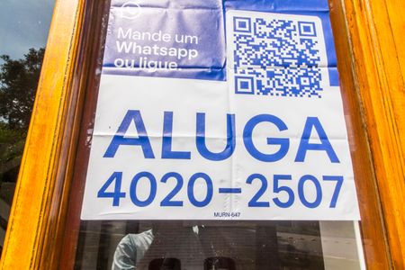 Casa de condomínio para alugar com 700m², 4 quartos e 7 vagasVista da Rua