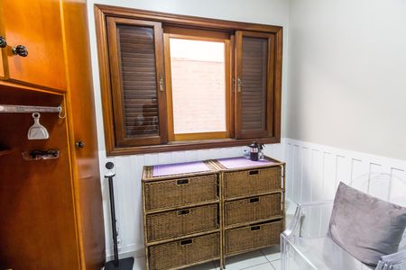 Casa de condomínio para alugar com 700m², 4 quartos e 7 vagasQuarto de Serviço