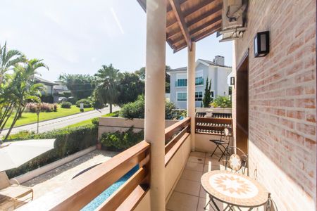 Casa de condomínio para alugar com 700m², 4 quartos e 7 vagasVaranda