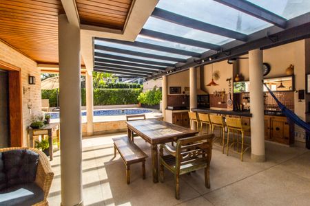 Casa de condomínio para alugar com 700m², 4 quartos e 7 vagasVaranda gourmet