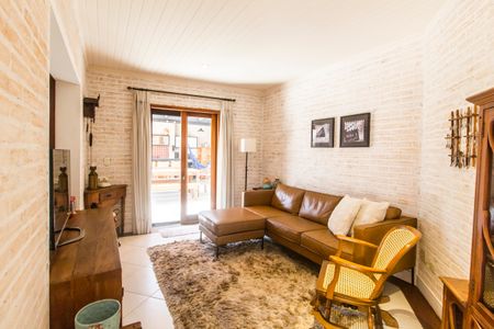 Casa de condomínio para alugar com 700m², 4 quartos e 7 vagasSala