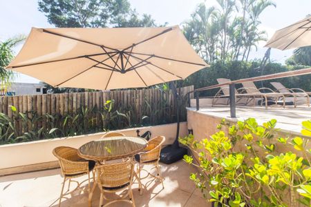 Casa de condomínio para alugar com 700m², 4 quartos e 7 vagasVaranda