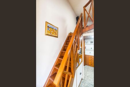 Casa de condomínio para alugar com 700m², 4 quartos e 7 vagasSótão