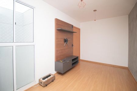 Sala de apartamento para alugar com 2 quartos, 46m² em Restinga, Porto Alegre