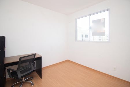 Quarto 1 de apartamento para alugar com 2 quartos, 46m² em Restinga, Porto Alegre
