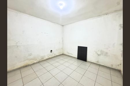 Quarto de casa para alugar com 1 quarto, 50m² em Parque Flamengo, Guarulhos