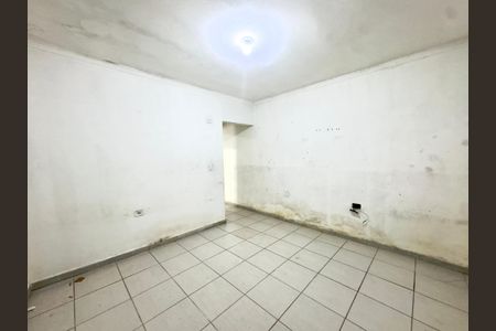Quarto de casa para alugar com 1 quarto, 50m² em Parque Flamengo, Guarulhos