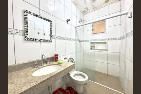 Banheiro de casa para alugar com 1 quarto, 50m² em Parque Flamengo, Guarulhos