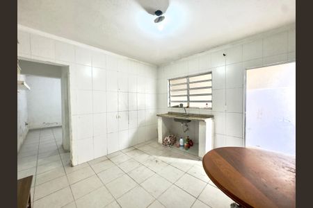 Cozinha de casa para alugar com 1 quarto, 50m² em Parque Flamengo, Guarulhos