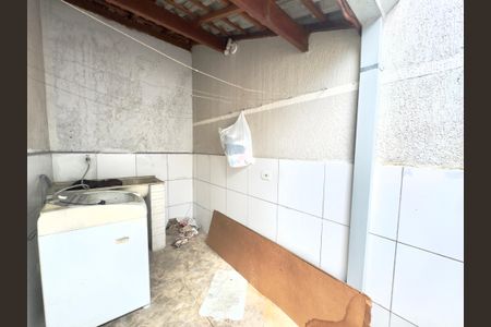 Casa para alugar com 50m², 1 quarto e sem vagaÁrea de Serviço