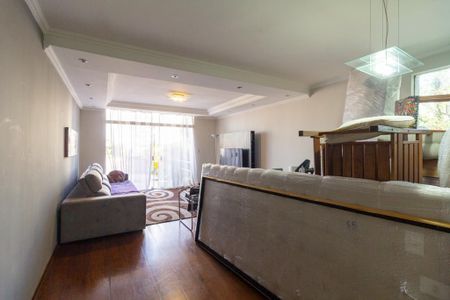 Casa à venda com 4 quartos, 186m² em Jardim Prudência, São Paulo