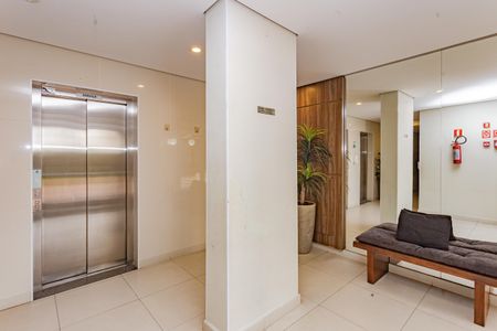 Apartamento à venda com 65m², 2 quartos e 1 vagaHall de entrada