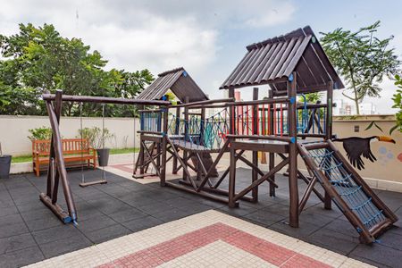 Apartamento à venda com 65m², 2 quartos e 1 vagaÁrea comum - Playground