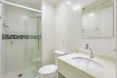 Apartamento para alugar com 65m², 3 quartos e 1 vaga Apartamento para alugar com 65m², 3 quartos e 1 vagaBanheiro Social