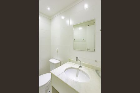 Banheiro Social de apartamento para alugar com 3 quartos, 65m² em Vila Moraes, São Paulo