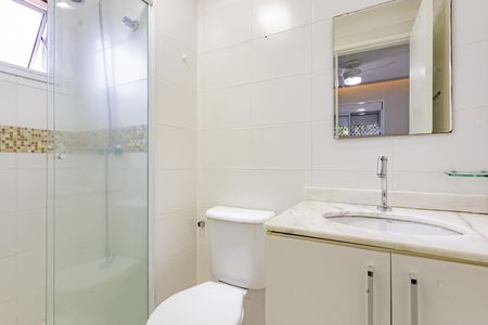Apartamento para alugar com 65m², 3 quartos e 1 vaga Apartamento para alugar com 65m², 3 quartos e 1 vagaBanheiro da Suíte