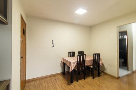 Apartamento para alugar com 63m², 2 quartos e 1 vaga Apartamento para alugar com 63m², 2 quartos e 1 vagaSala