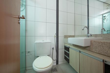 Apartamento à venda com 78m², 3 quartos e 2 vagas Apartamento à venda com 78m², 3 quartos e 2 vagasBANHEIRO1