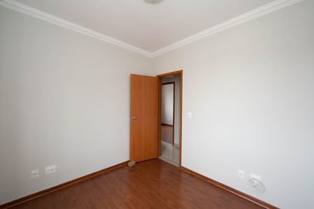 Apartamento à venda com 78m², 3 quartos e 2 vagas Apartamento à venda com 78m², 3 quartos e 2 vagasQUARTO3