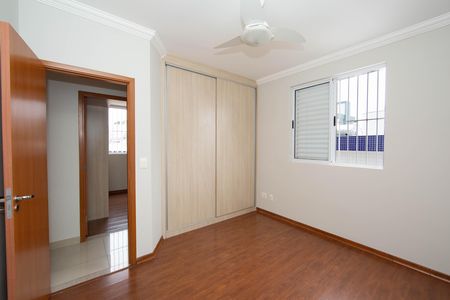 Apartamento à venda com 78m², 3 quartos e 2 vagas Apartamento à venda com 78m², 3 quartos e 2 vagasQUARTO1
