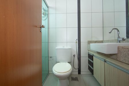 Apartamento à venda com 78m², 3 quartos e 2 vagas Apartamento à venda com 78m², 3 quartos e 2 vagasBANHEIRO1