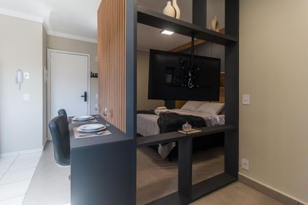 Sala/Quarto de kitnet/studio para alugar com 1 quarto, 26m² em Botujuru, Mogi das Cruzes