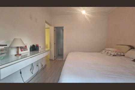 Casa de Condomínio à venda com 3 quartos, 210m² em Vila Cruzeiro, São Paulo