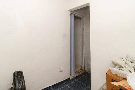 Quarto 2 de casa para alugar com 2 quartos, 42m² em Vila Albertina, São Paulo