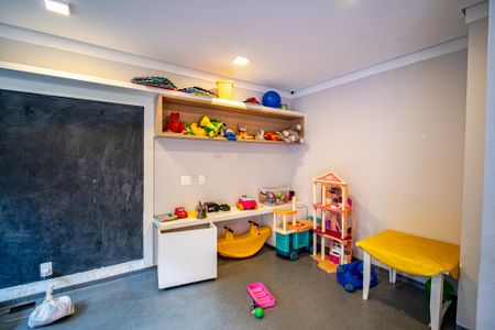 Apartamento à venda com 32m², 2 quartos e sem vagaÁrea comum - Brinquedoteca