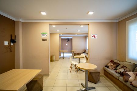 Apartamento à venda com 32m², 2 quartos e sem vagaÁrea comum - Salão de festas