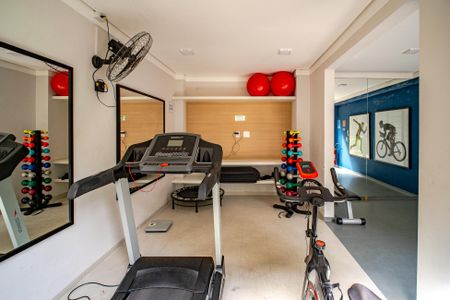 Apartamento à venda com 32m², 2 quartos e sem vagaÁrea comum - Academia