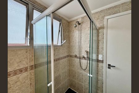 Apartamento para alugar com 108m², 3 quartos e 1 vaga Apartamento para alugar com 108m², 3 quartos e 1 vagaSuite Banheiro