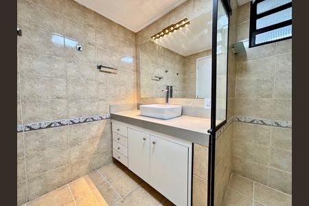 Apartamento para alugar com 108m², 3 quartos e 1 vaga Apartamento para alugar com 108m², 3 quartos e 1 vagaBanheiro