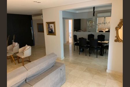 Apartamento à venda com 192m², 4 quartos e 3 vagas