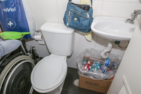 Apartamento à venda com 132m², 4 quartos e 2 vagas Apartamento à venda com 132m², 4 quartos e 2 vagasCozinha e Área de Serviço