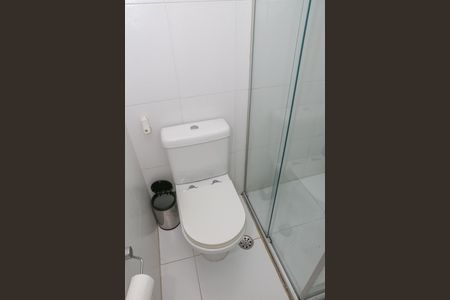 Apartamento à venda com 132m², 4 quartos e 2 vagas Apartamento à venda com 132m², 4 quartos e 2 vagasBanheiro Social