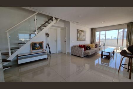 Apartamento à venda com 221m², 3 quartos e 3 vagas