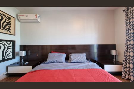 Apartamento à venda com 221m², 3 quartos e 3 vagas