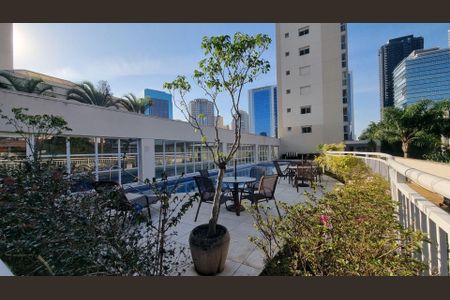 Apartamento à venda com 221m², 3 quartos e 3 vagas