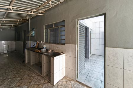 Casa à venda com 100m², 1 quarto e 2 vagas Casa à venda com 100m², 1 quarto e 2 vagasCasa 2 - Cozinha